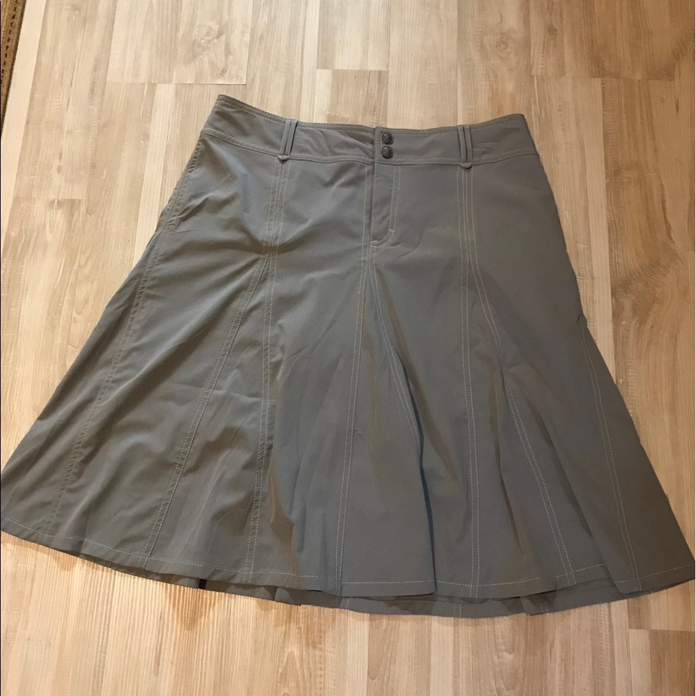 Athleta whatever Skort (Skirt w Shorts) Sz 12